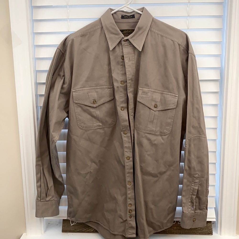 Eddie Bauer Ruston twill, cotton, button down 2 breast pocket, large light brown